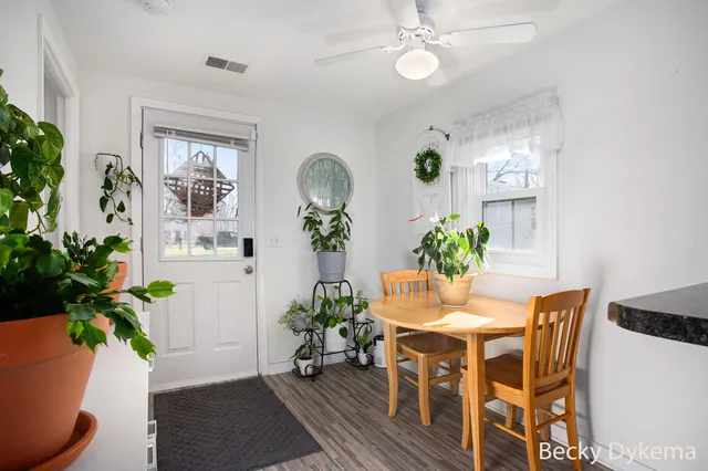 $175,000 | 5738 Mt Vernon Avenue, Portage, MI 49024