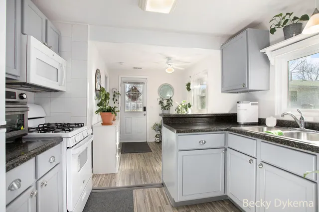 $175,000 | 5738 Mt Vernon Avenue, Portage, MI 49024