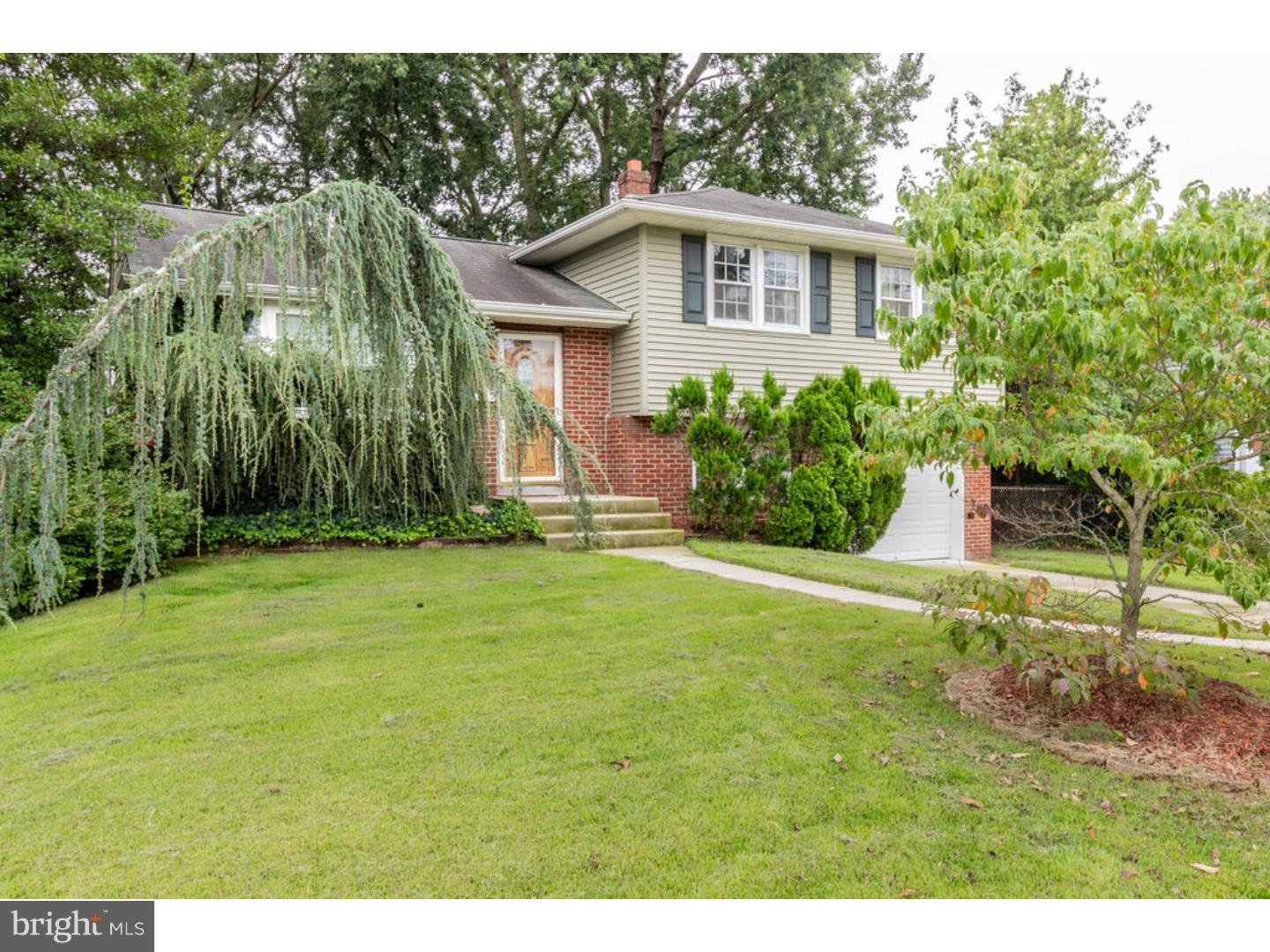 118 Valleybrook Road East Cherry Hill, NJ 08034 - Photo 1 of 18 Front Yard