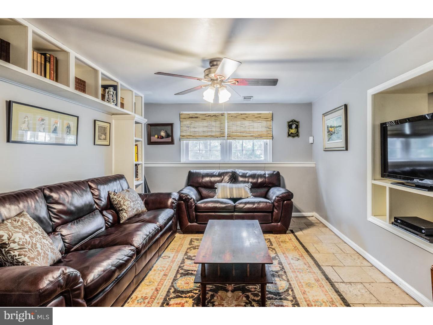 118 Valleybrook Road East Cherry Hill, NJ 08034 - Photo 10 of 18 Family Room