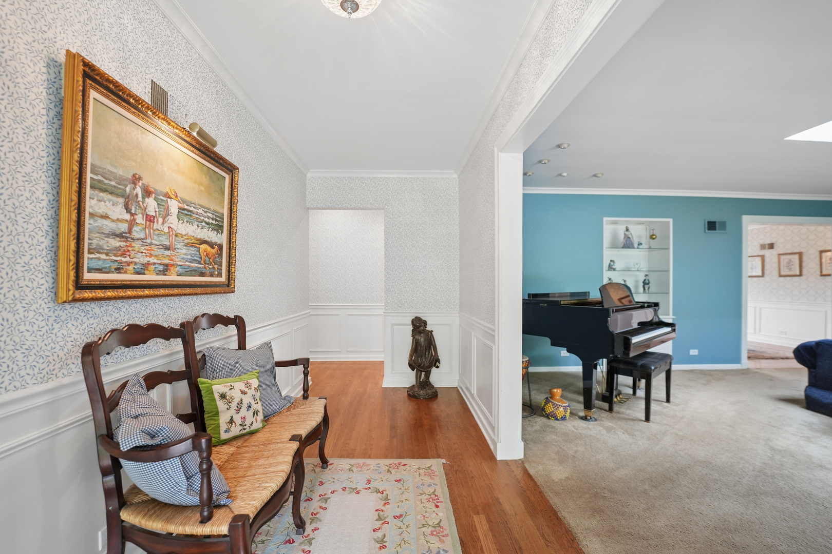 459 Ridge Avenue Elmhurst, IL 60126 - Photo 4 of 34