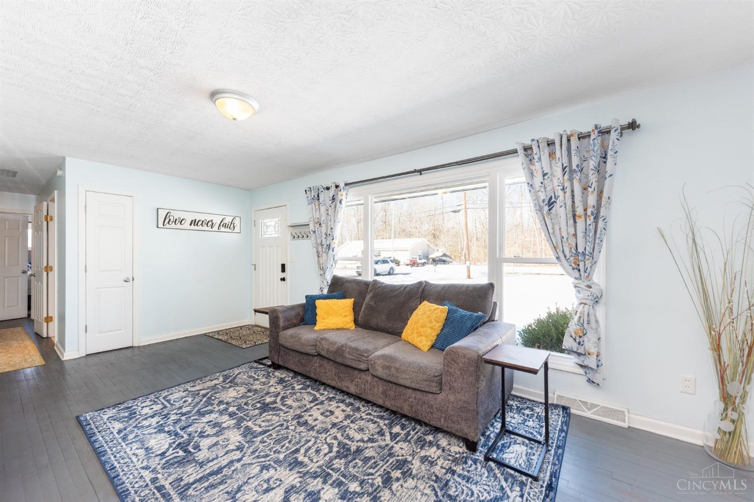 4504 Schoolhouse Road Batavia, OH 45103 - Photo 11 of 26 Gallery Image 11