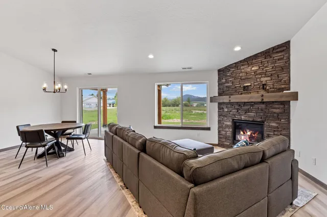 $538,800 | 2238 Maverick Court, Sandpoint, ID 83864