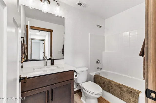 $538,800 | 2238 Maverick Court, Sandpoint, ID 83864