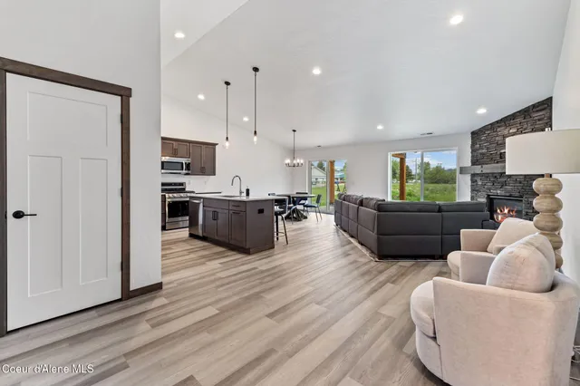 $538,800 | 2238 Maverick Court, Sandpoint, ID 83864