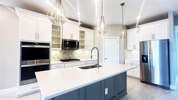 $4,000 | 3806 Savanna Palms Court, Lakewood Ranch, FL 34211