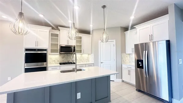 $4,000 | 3806 Savanna Palms Court, Lakewood Ranch, FL 34211