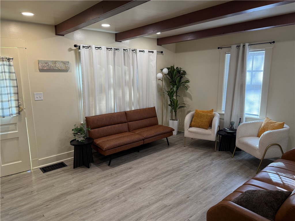 1408 East Buena Vista Avenue Decatur, IL 62521 - Photo 6 of 15 Gallery Image 6