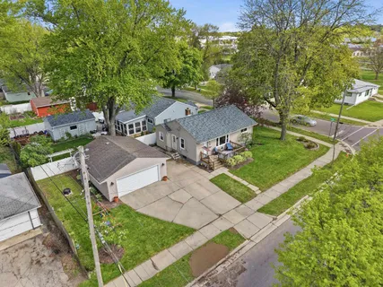 $399,900 | 713 Dempsey Road, Madison, WI 53714