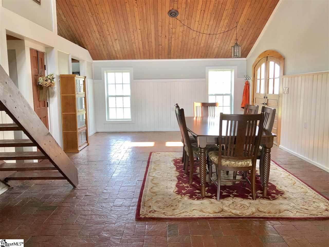 1333 Cook Road Gray Court, SC 29645 - Photo 3 of 23