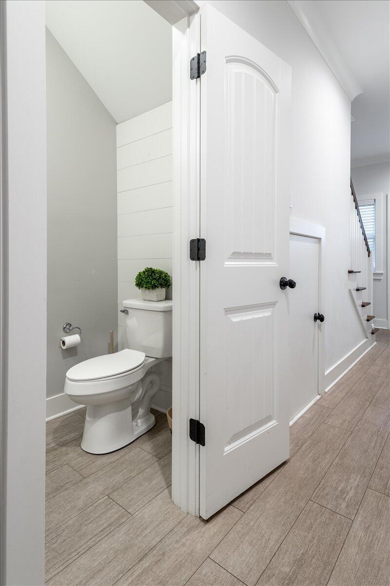 5386 Reneau Way Chattanooga, TN 37412 - Photo 21 of 27 Bathroom
