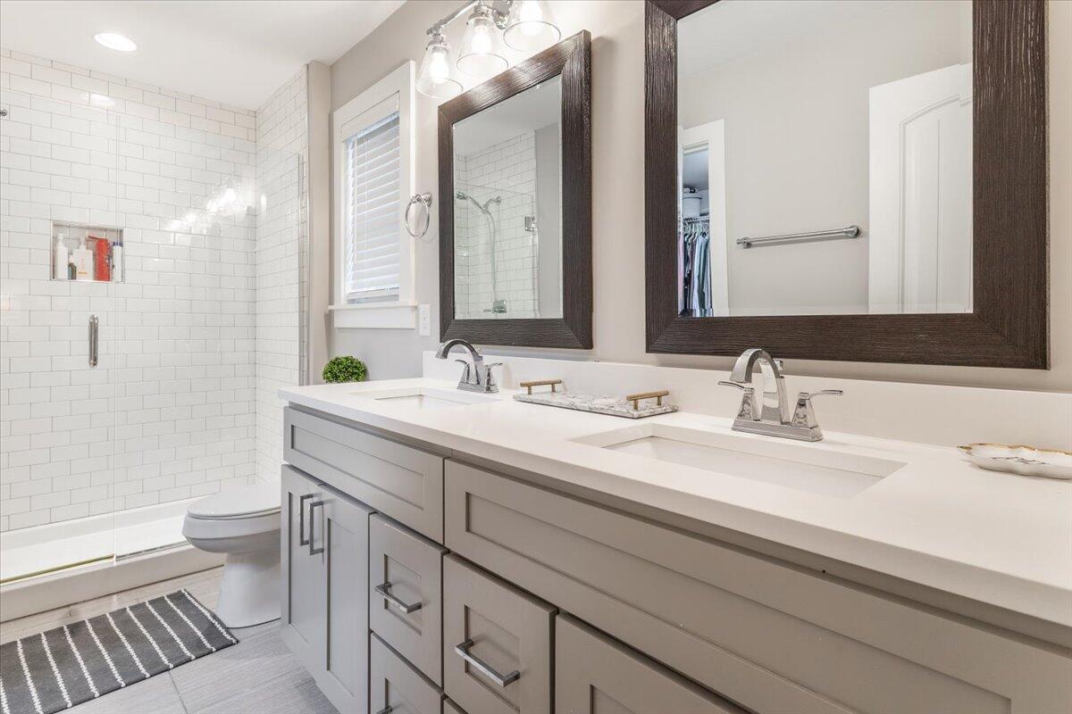 5386 Reneau Way Chattanooga, TN 37412 - Photo 22 of 27 Bathroom