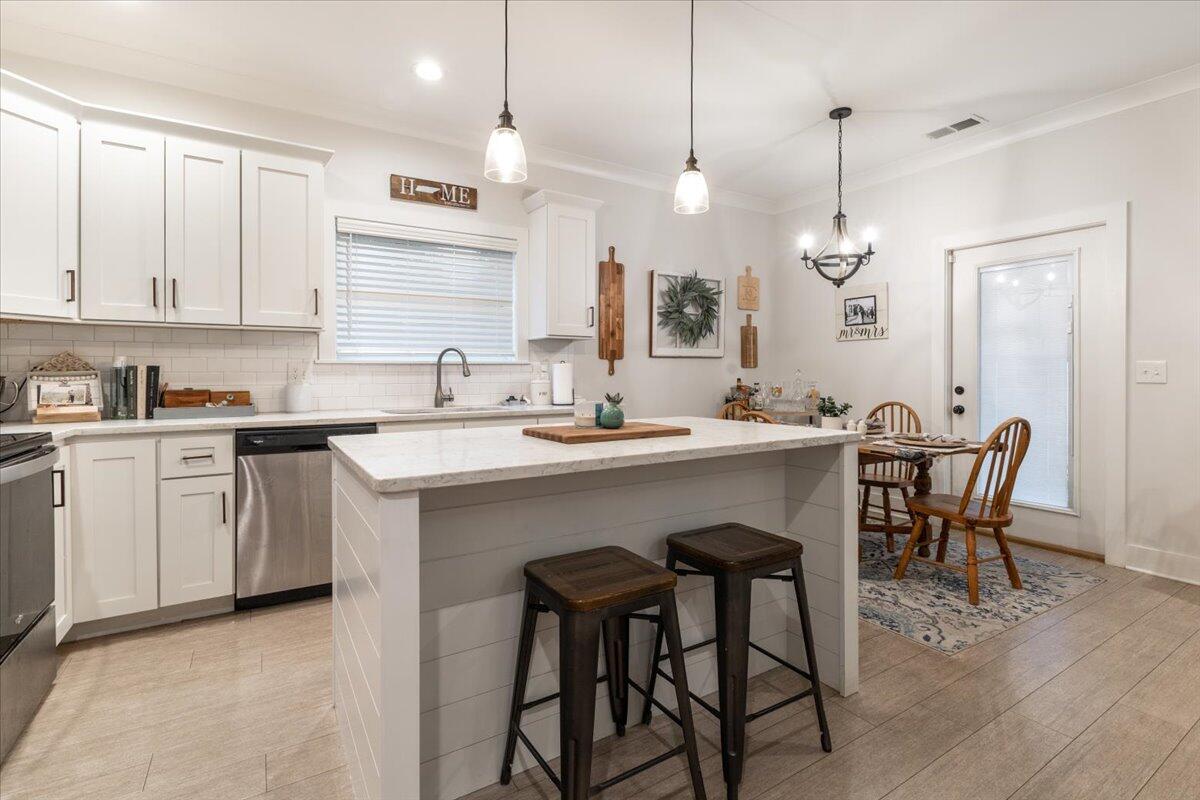 5386 Reneau Way Chattanooga, TN 37412 - Photo 6 of 27 Kitchen
