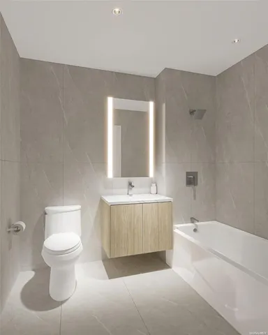 $988,880 | 33-71 Prince Street, Unit 10E | Flushing