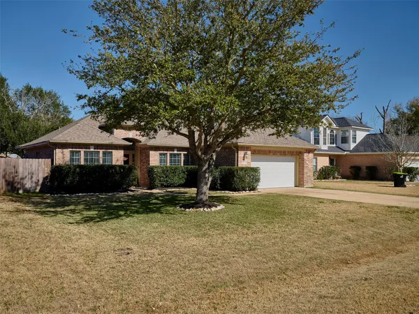 $299,900 | 9315 Anna Street, Needville, TX 77461