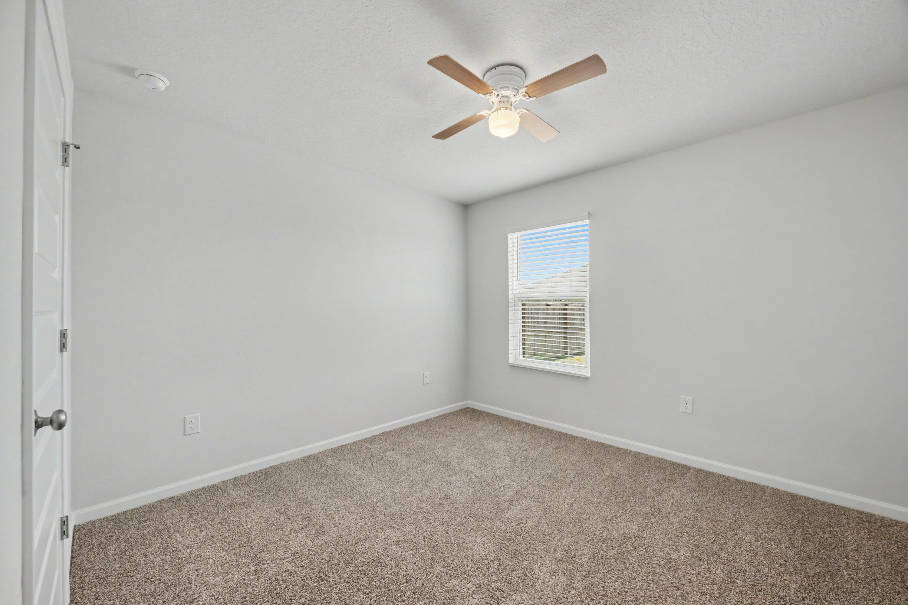937 Sandbar Loop Crestview, FL 32539 - Photo 19 of 57 19-19