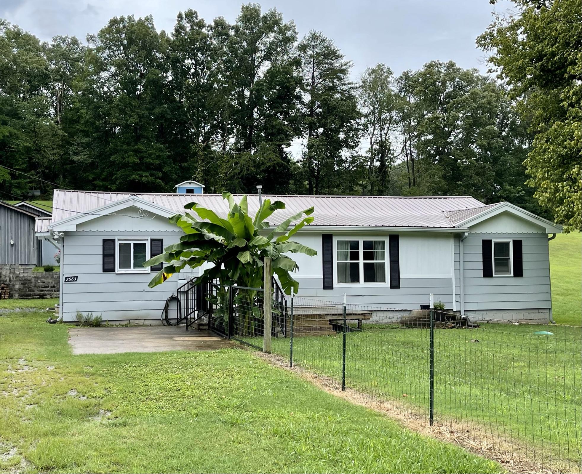 8983 Daisy Dallas Road, Unit 1 Hixson, TN 37343 - Photo 2 of 30 IMG_9765
