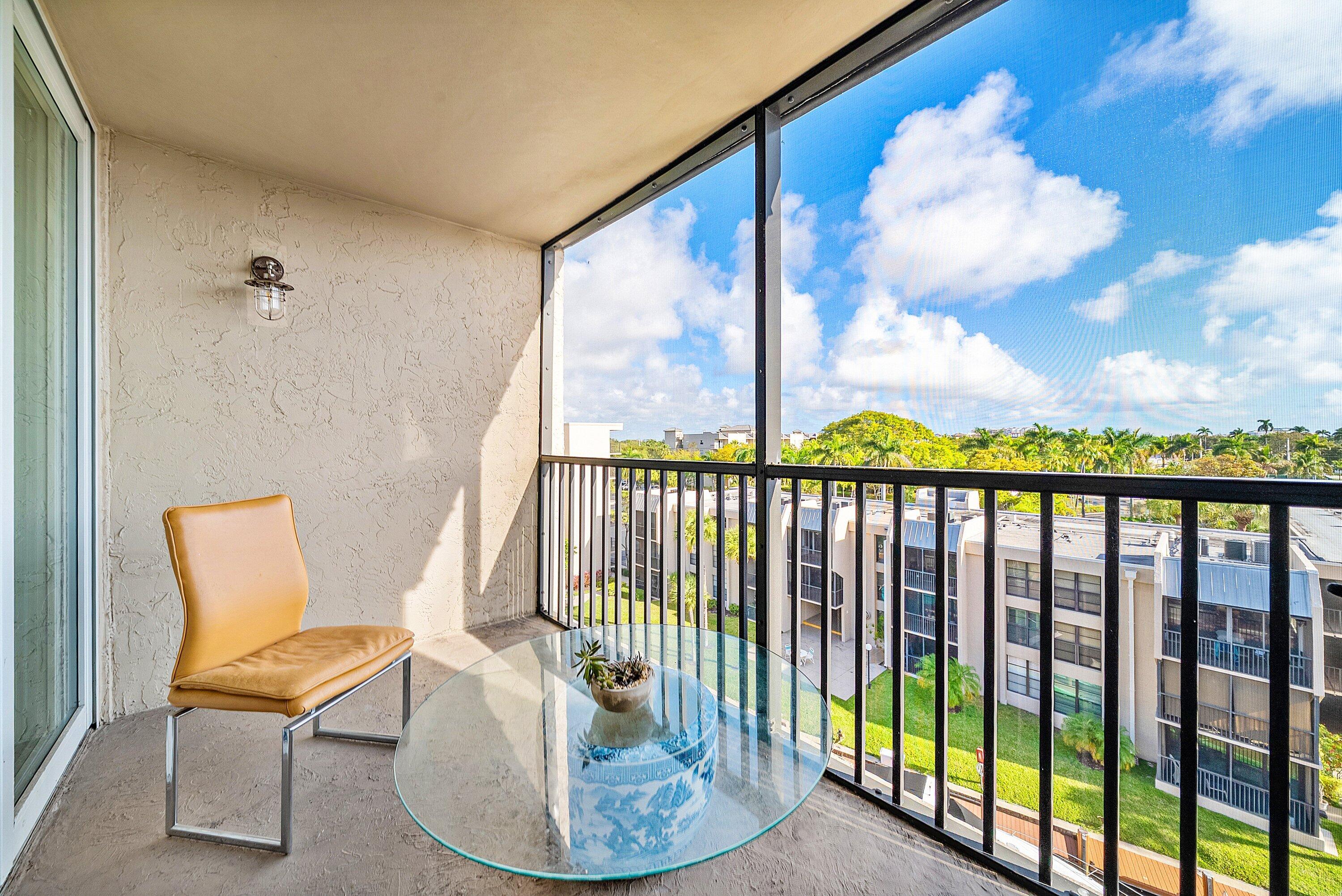 6 Royal Palm Way, Unit 605 Boca Raton, FL 33432 - Photo 28 of 45 024-6RoyalPalmWay-BocaRaton-FL-33432-SMA