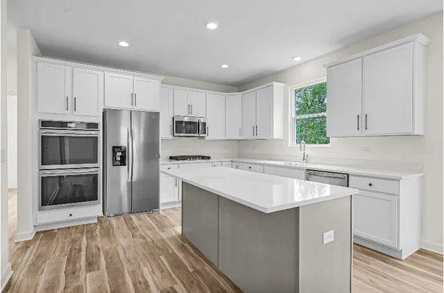 $599,990 | 505 Timber Oak, Yorkville, IL 60560