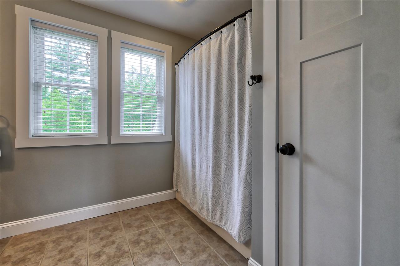 8 Terry's Way Exeter, NH 03833 - Photo 23 of 40