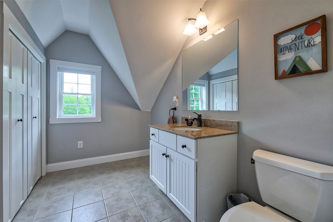 8 Terry's Way Exeter, NH 03833 - Photo 25 of 40