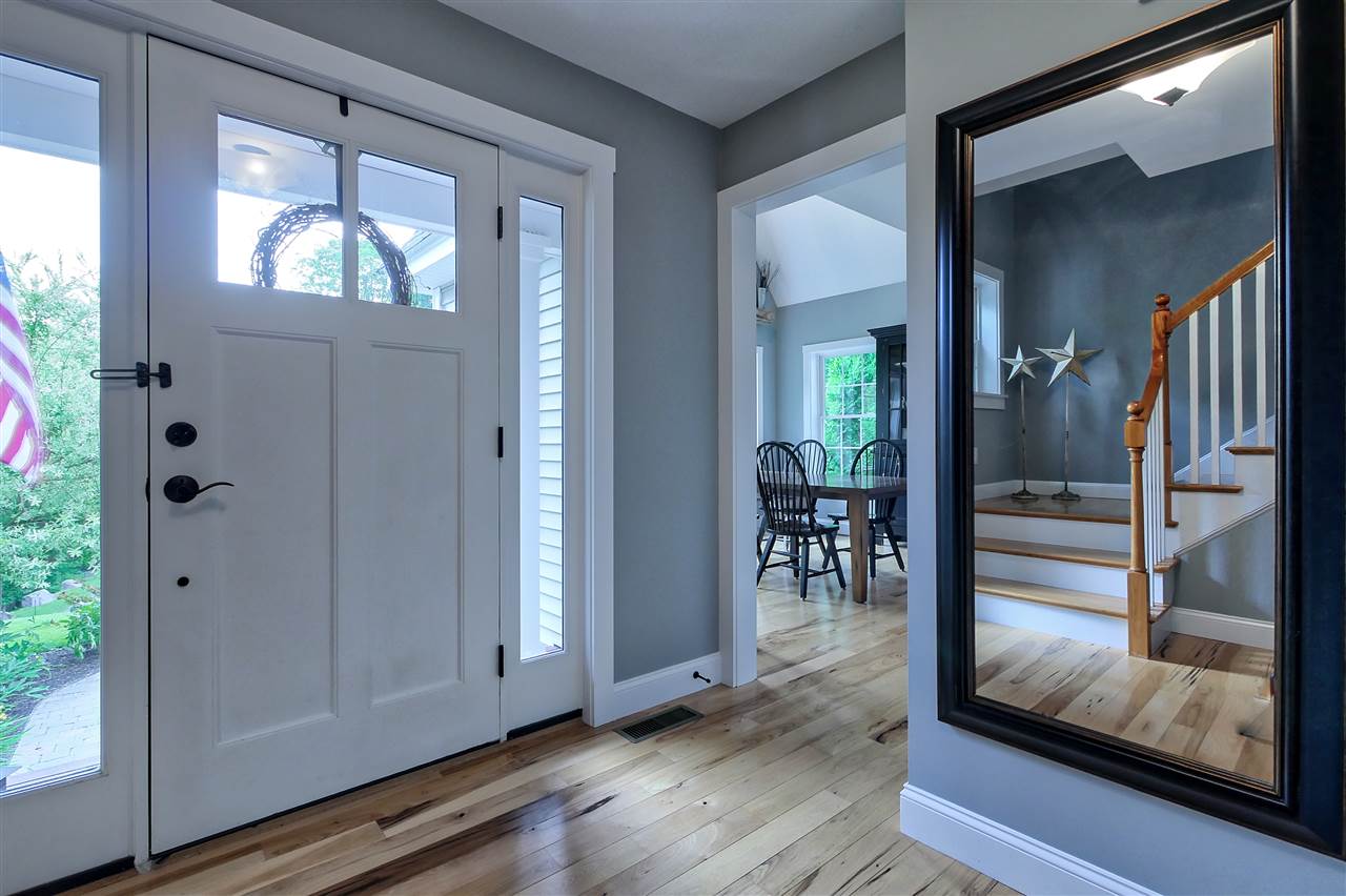 8 Terry's Way Exeter, NH 03833 - Photo 6 of 40