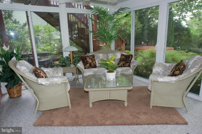 958 Melvin Road Annapolis, MD 21403 - Photo 15 of 29 Porch