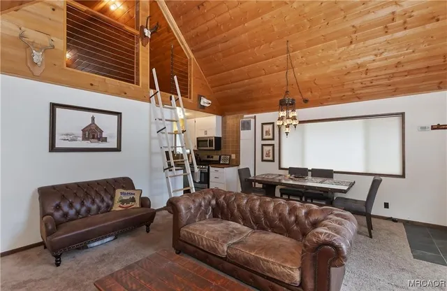 $2,000 | 220 Angeles Boulevard, Big Bear City, CA 92314