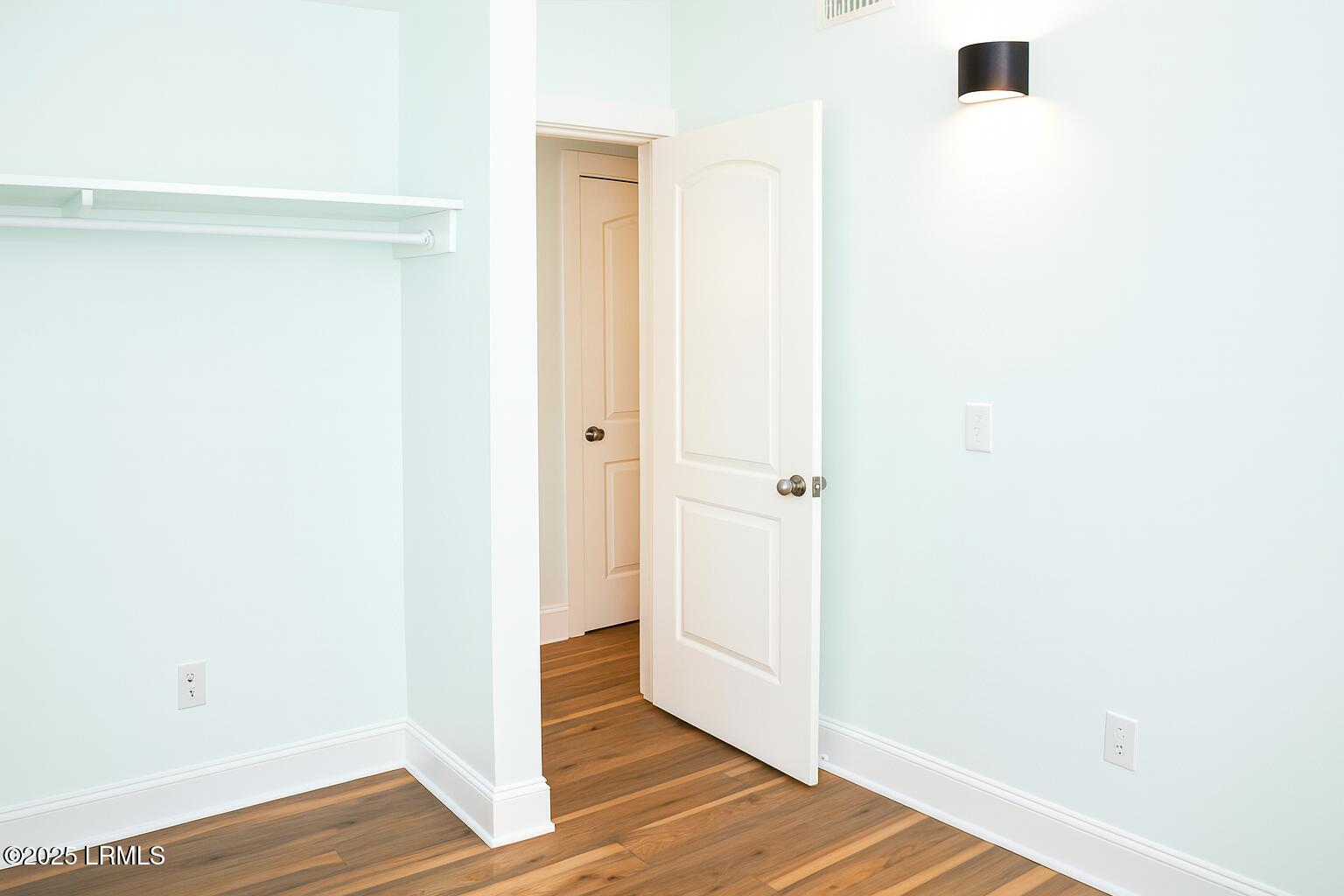 1702 Lafayette Street Beaufort, SC 29902 - Photo 13 of 18 ChatGPT Image Nov 17, 2025, 12_31_37 AM