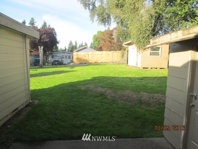 2312 Northeast 9th Street Renton, WA 98056 - Photo 13 of 15