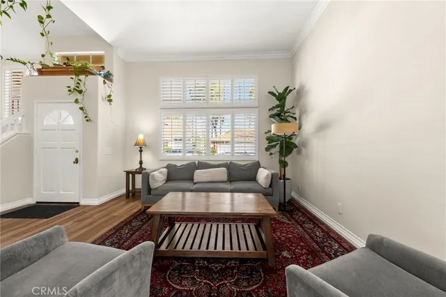 $1,588,800 | 2042 Seminole, Tustin, CA 92782