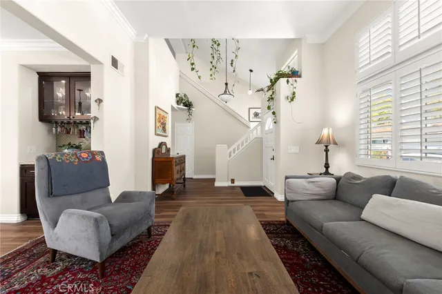 $1,588,800 | 2042 Seminole, Tustin, CA 92782