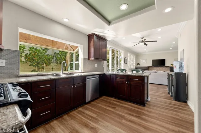 $1,588,800 | 2042 Seminole, Tustin, CA 92782