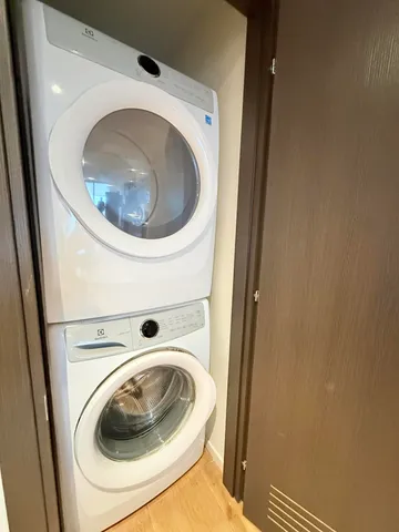 $7,250 | 398 Northeast 5th Street, Unit 2118, Miami, FL 33132