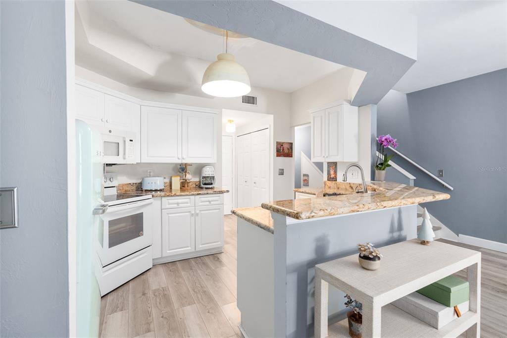 4942 Northwest 1st Place Gainesville, FL 32607 - Photo 3 of 39