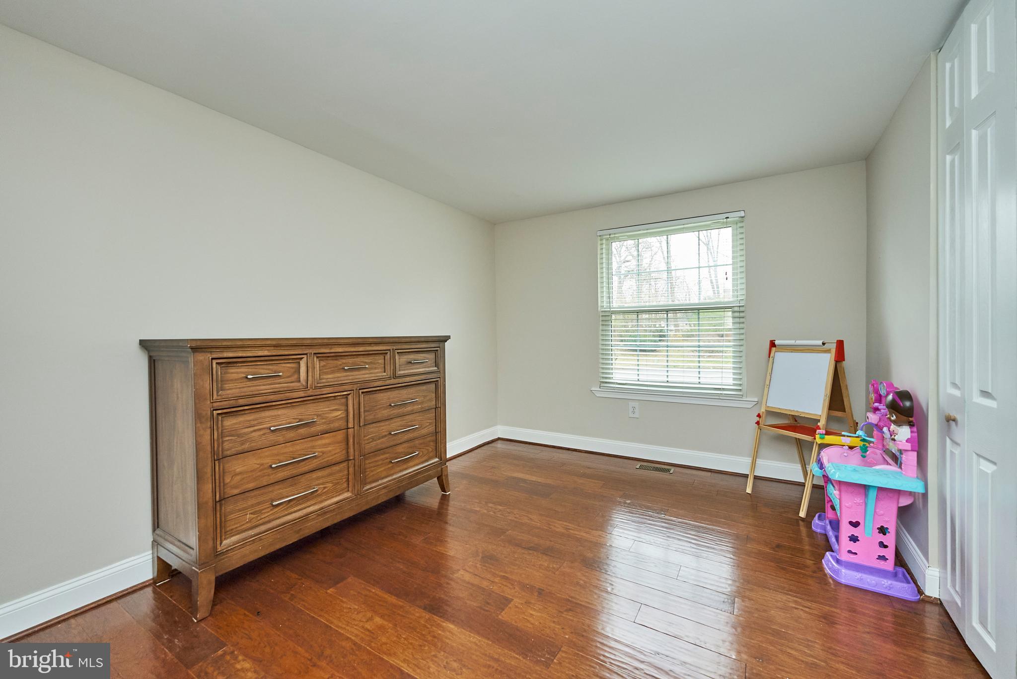 9302 Jackson Street Burke, VA 22015 - Photo 15 of 30 Bedroom #2