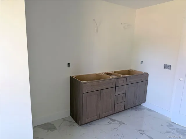 $679,999 | 34 Bigert Drive, New Hampton, NY 10958