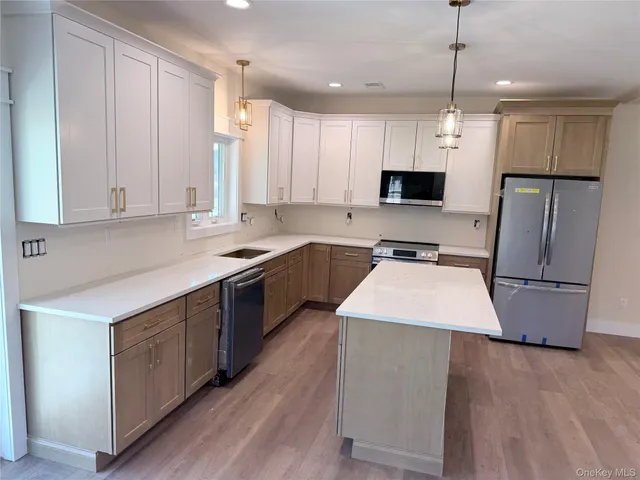 $679,999 | 34 Bigert Drive, New Hampton, NY 10958