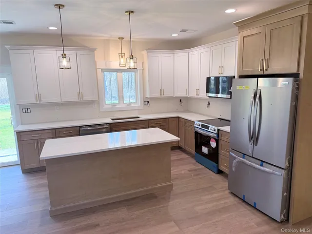 $679,999 | 34 Bigert Drive, New Hampton, NY 10958