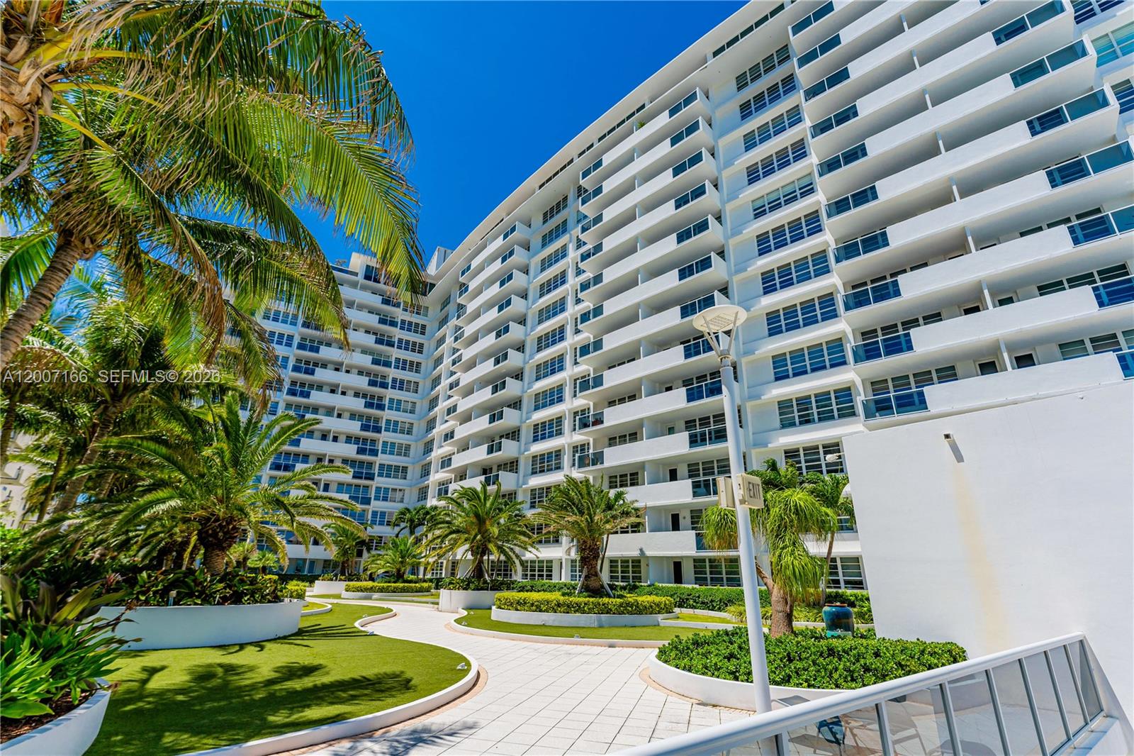 100 Lincoln Road, Unit 944 Miami Beach, FL 33139 - Photo 2 of 40 a building view with a garden space