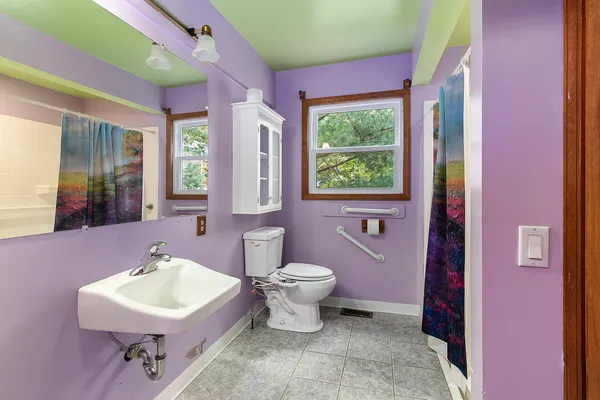 $399,000 | 559 Sands Street, Pentwater, MI 49449