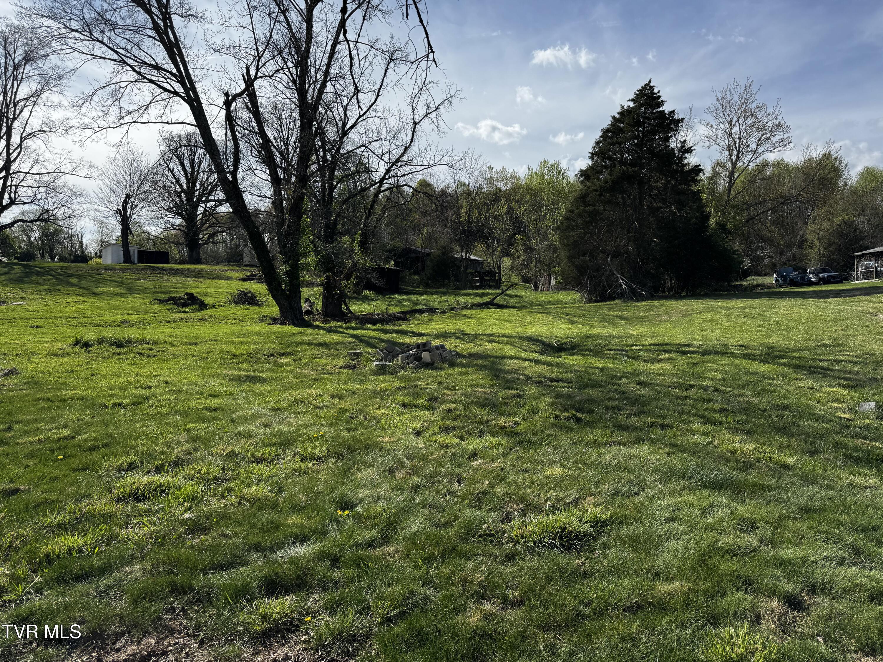 710 Shakesville Road Bristol, VA 24201 - Photo 11 of 13 IMG_4862