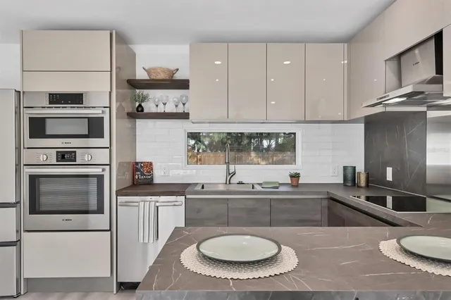 $410,000 | 2435 Eugene Street, Sarasota, FL 34231