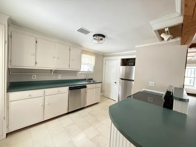 $119,900 | 64 Franklin Avenue, Houlton, ME 04730