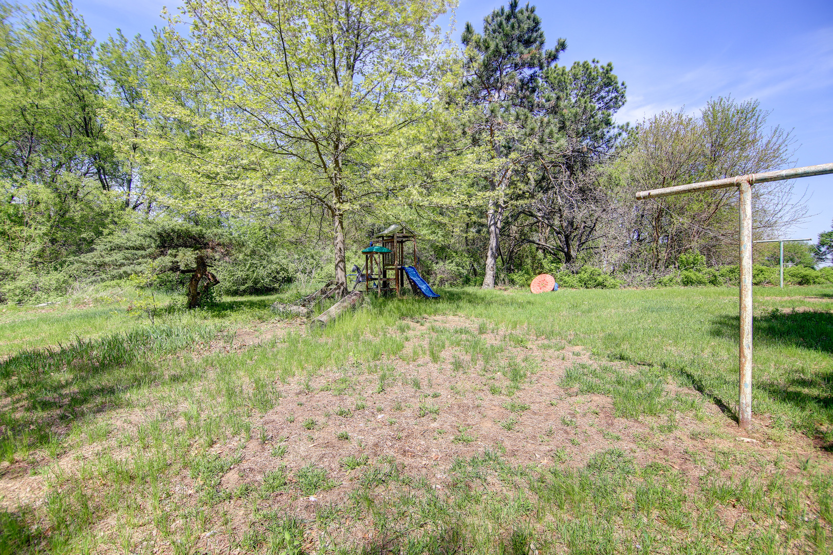 134 Summer Road Dixon, IL 61021 - Photo 13 of 34 a view of outdoor space with deck and yard