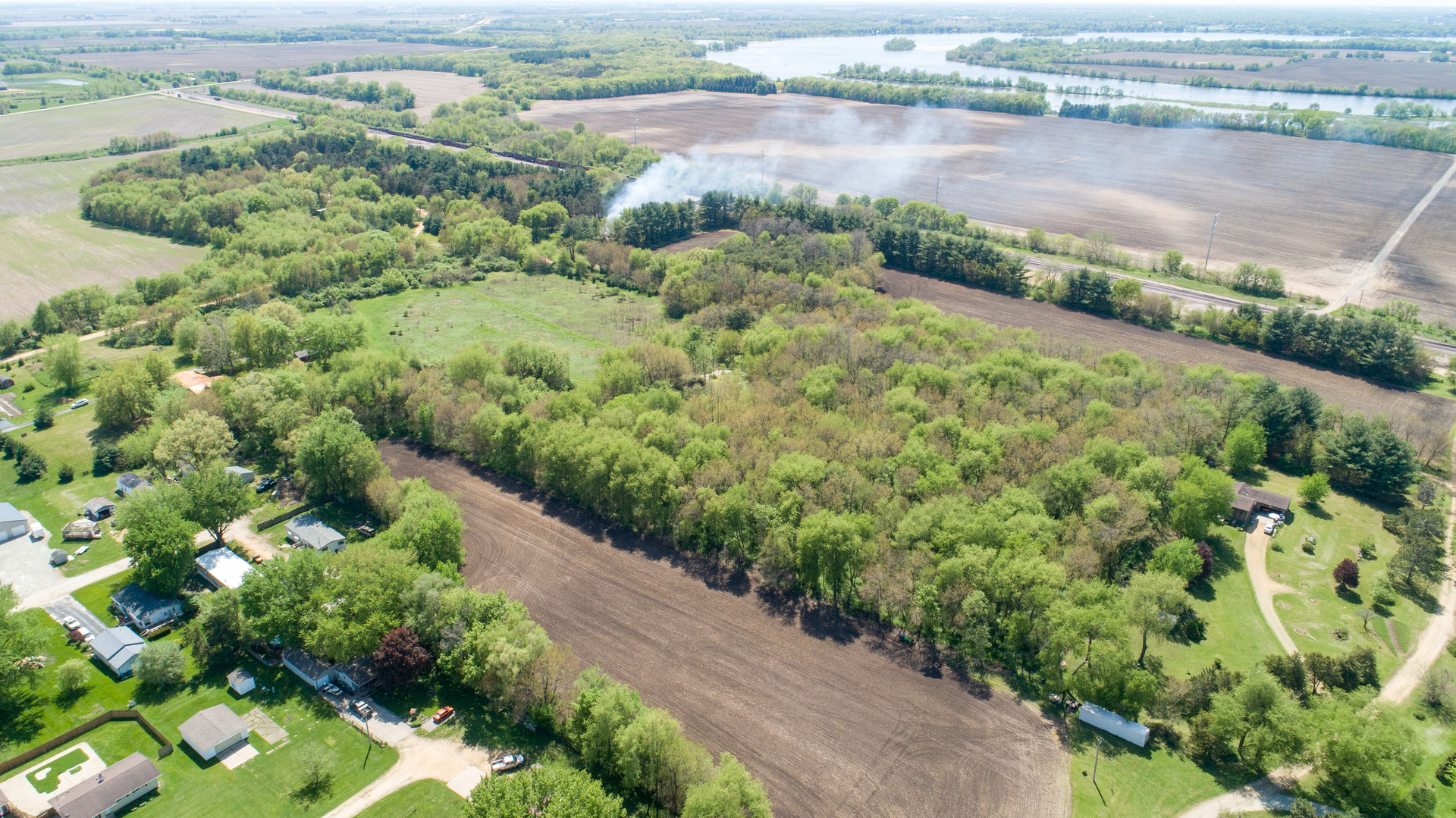 134 Summer Road Dixon, IL 61021 - Photo 20 of 34 a view of a lake with a city view