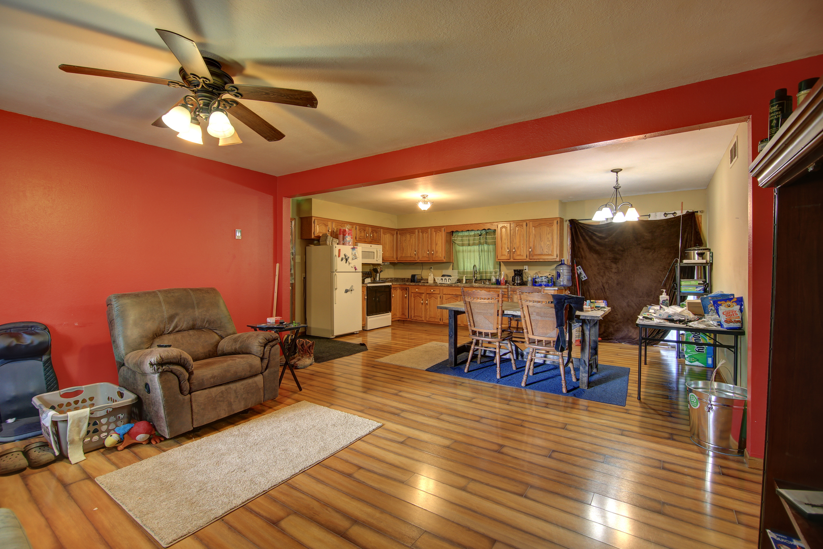 134 Summer Road Dixon, IL 61021 - Photo 6 of 34 a living room with lots of furniture and view of kitchen