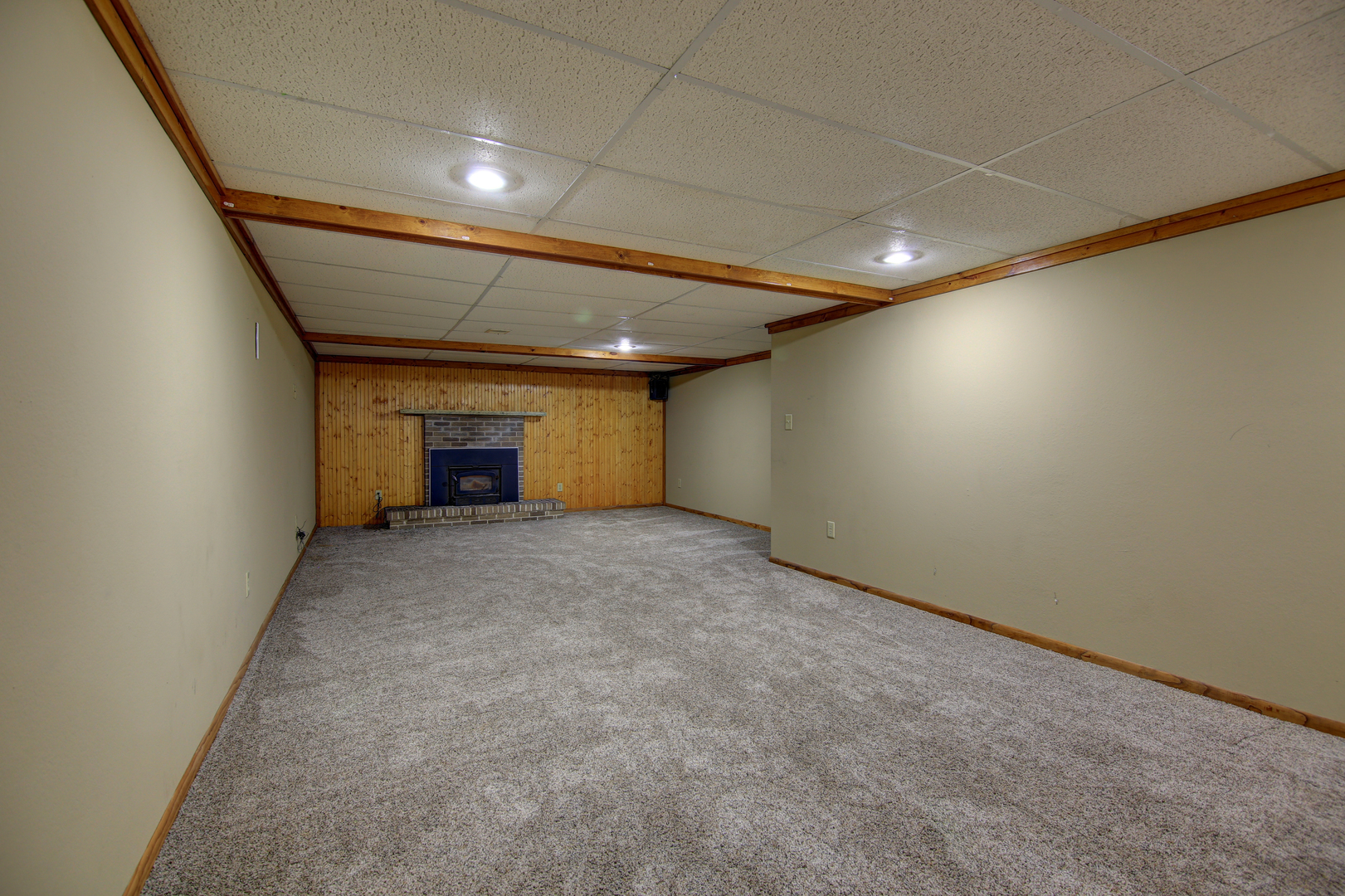 134 Summer Road Dixon, IL 61021 - Photo 8 of 34 a view of empty room