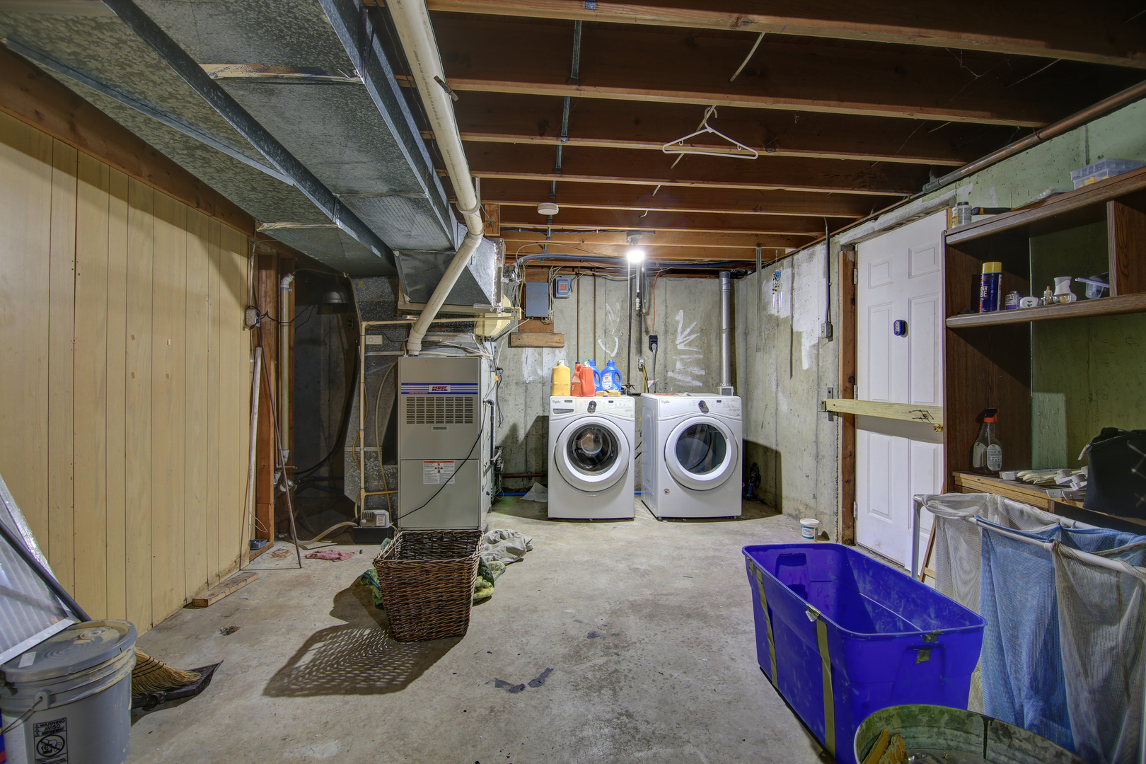 134 Summer Road Dixon, IL 61021 - Photo 10 of 34 a view of a storage room