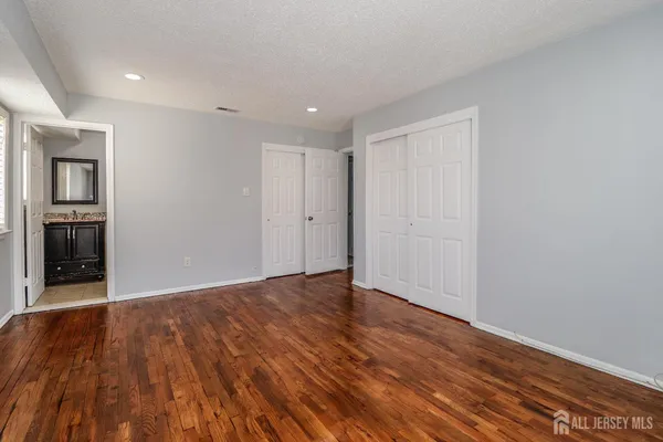$405,000 | 312 Edison Glen Terrace, Edison, NJ 08837